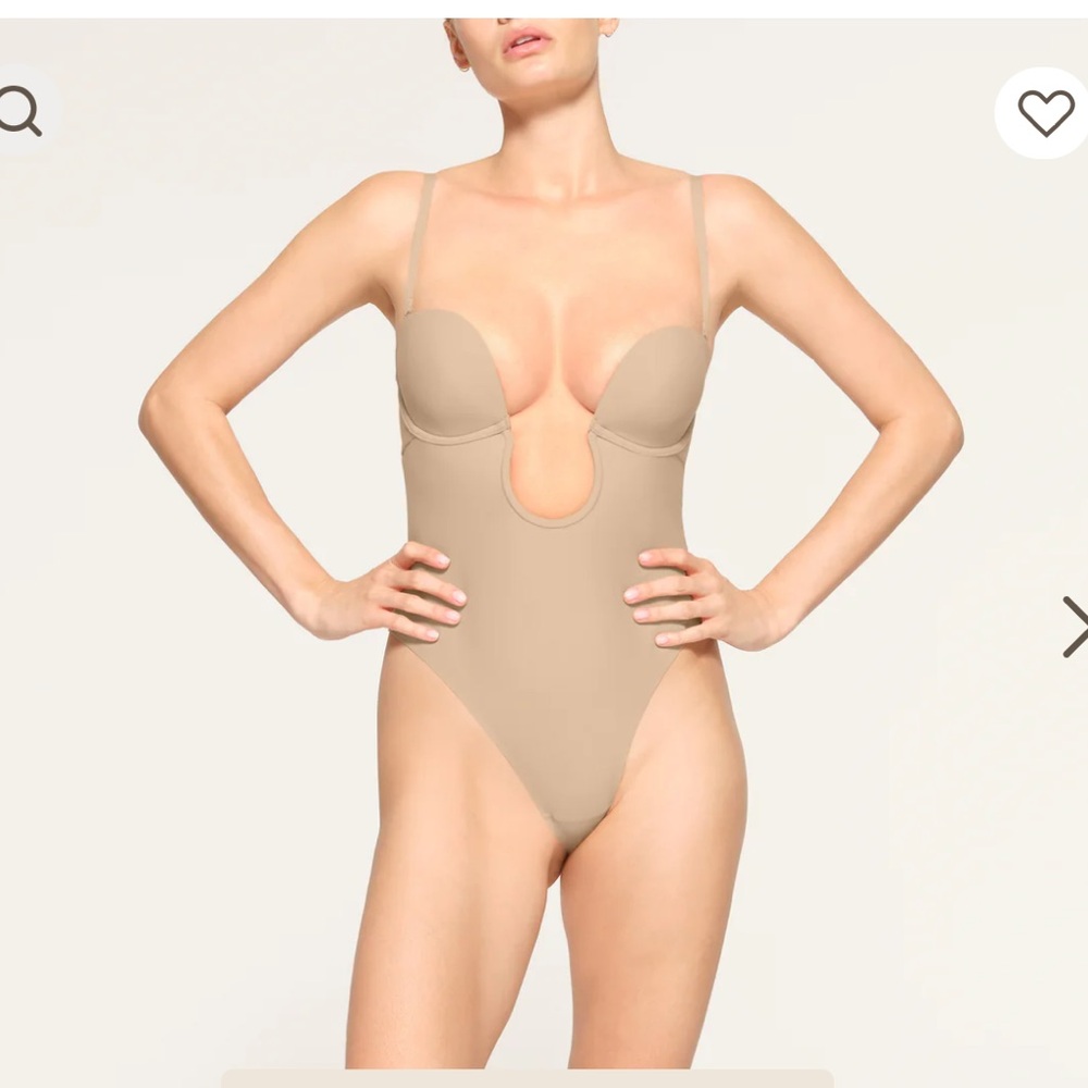 SKIMS DEEP PLUNGE SHAPEWEAR BODYSUIT | 
CLAY / XXS NEW WITH TAGS